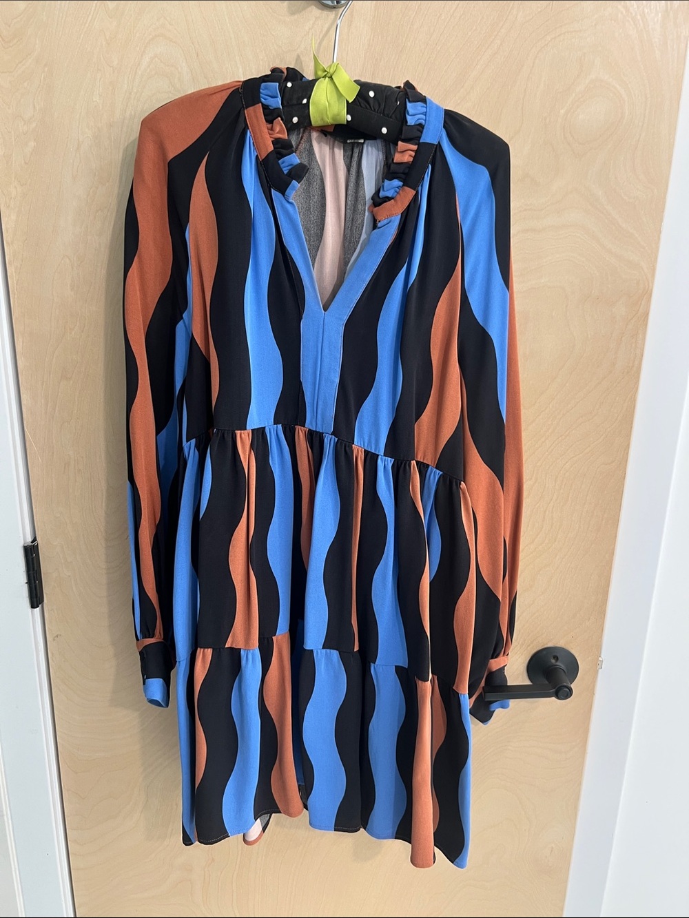 STINE GOYA Wave-Print Tiered Long-Sleeve Dress in Blue, Rust and Black